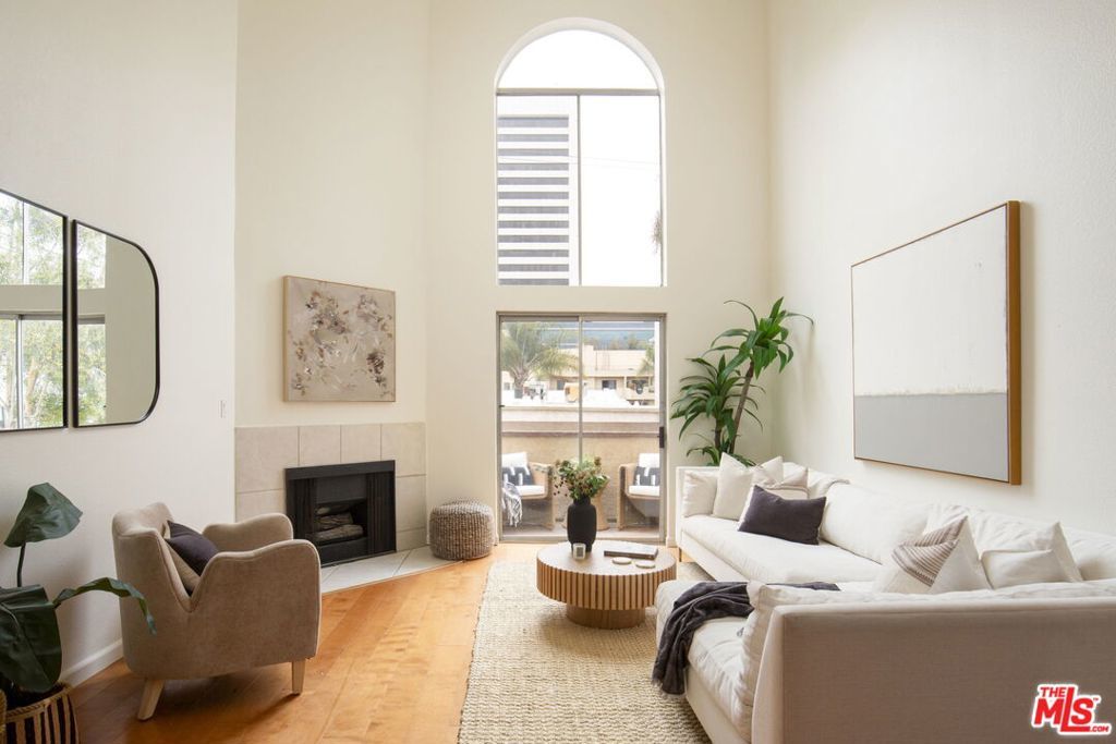 Photo of Listing #25530561