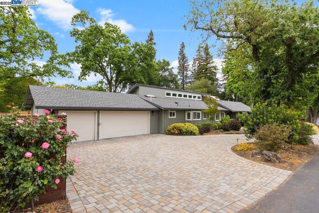 Photo of Listing #41095152