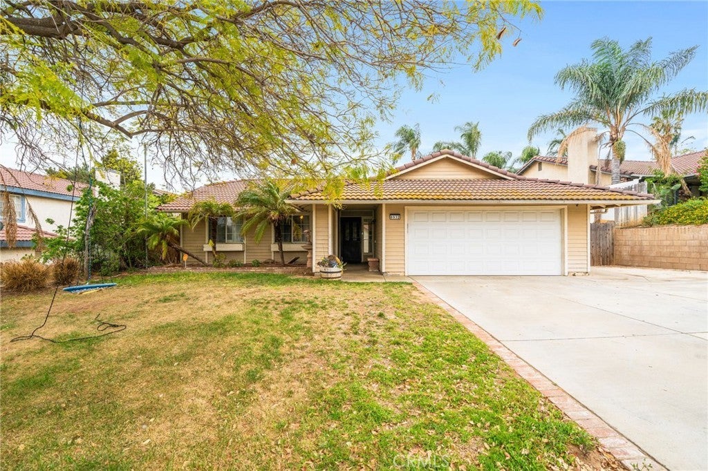 Photo of Listing #IV25092460