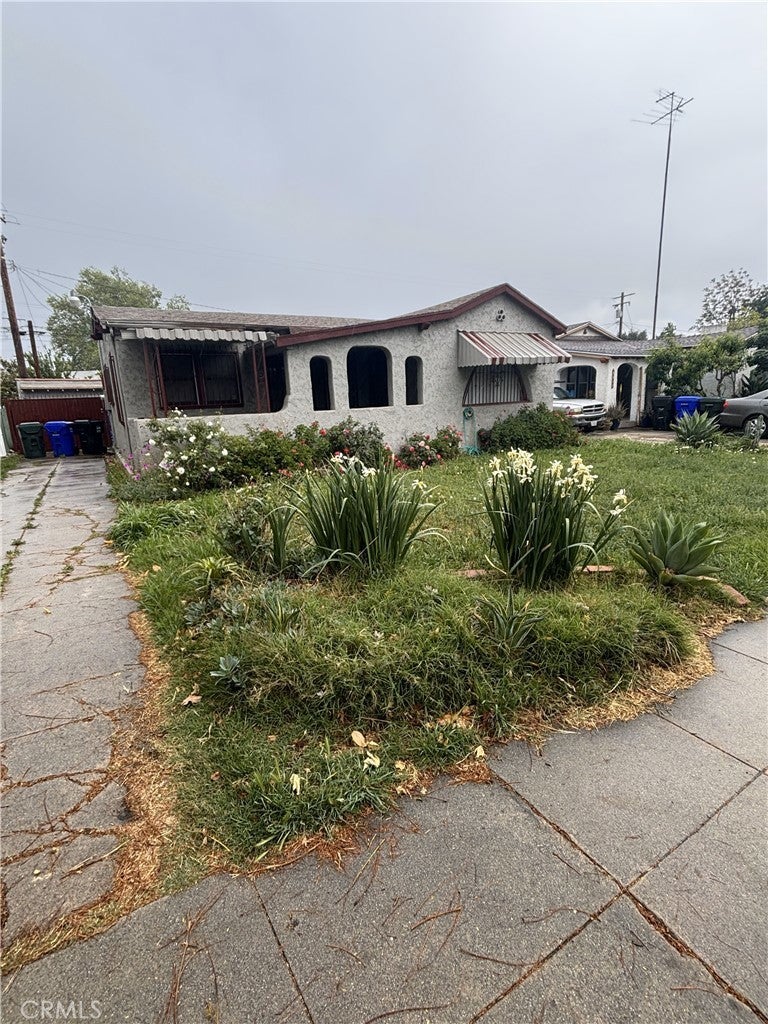 Photo of Listing #IV25092327