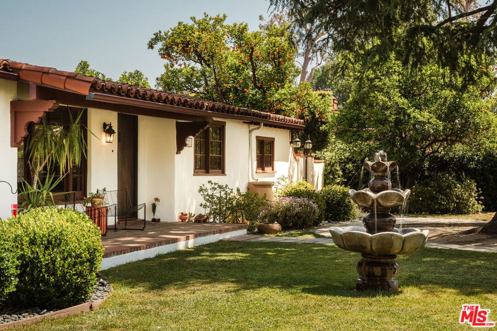 Photo of Listing #25530721