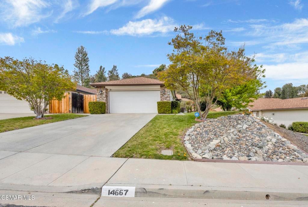 Photo of Listing #225002063