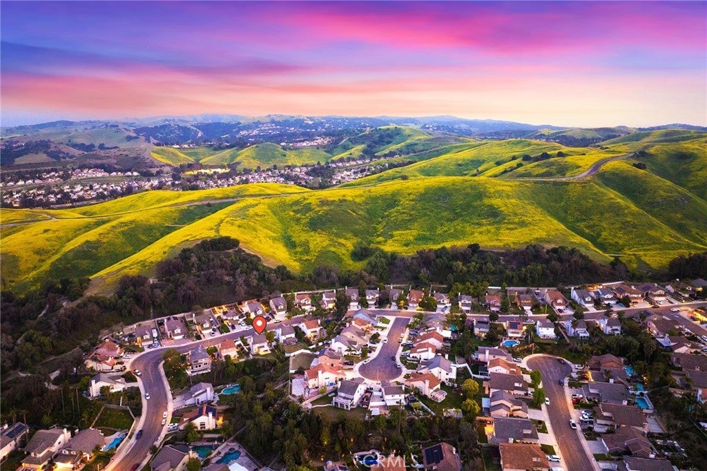 Photo of Listing #TR25092789