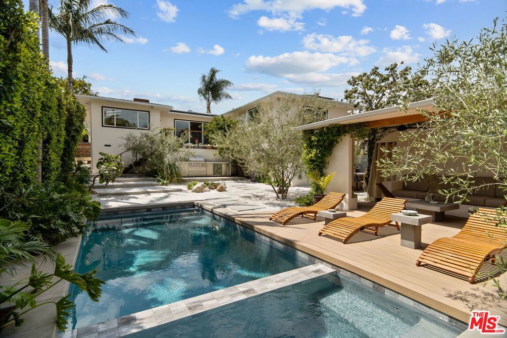 Photo of Listing #25527154