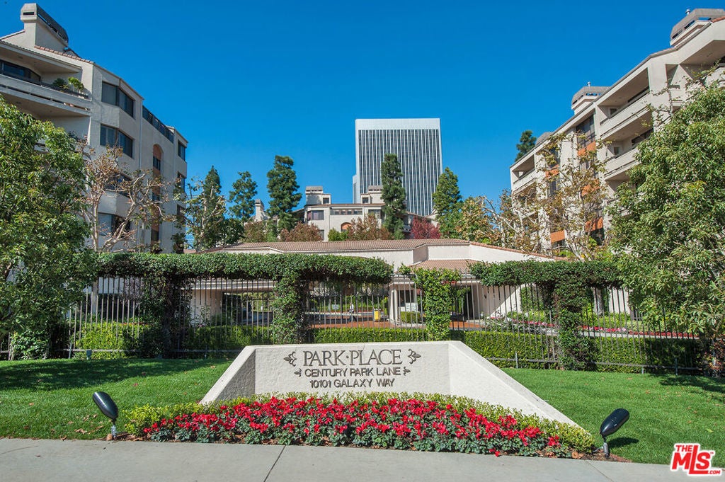 Photo of Listing #25522419