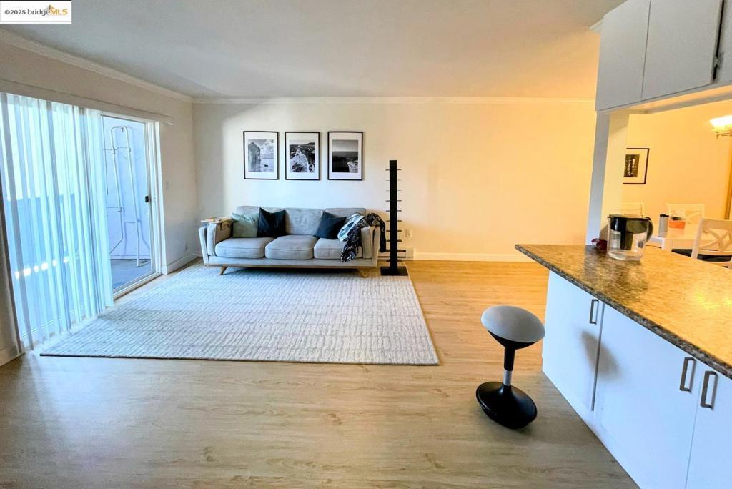 Photo of Listing #41095189