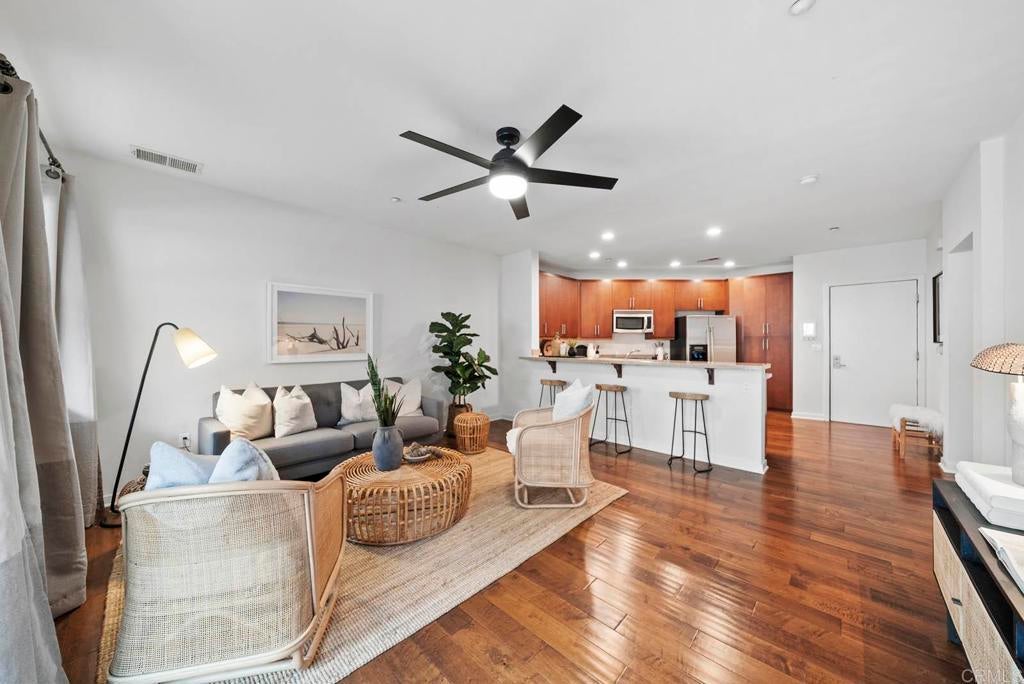 Photo of Listing #PTP2503012