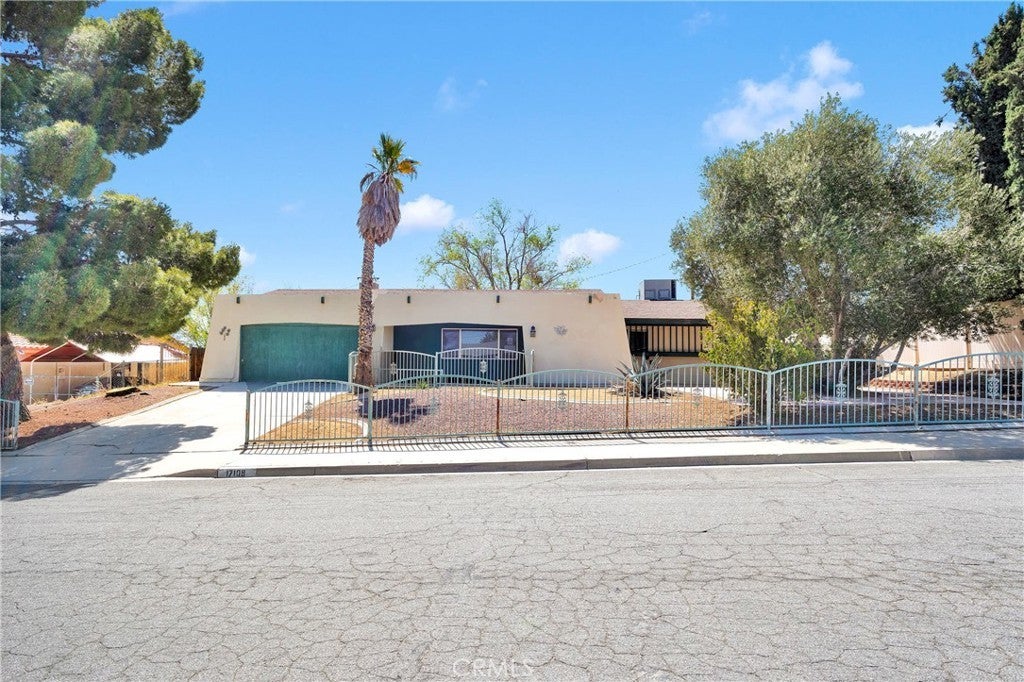 Photo of Listing #CV25093125