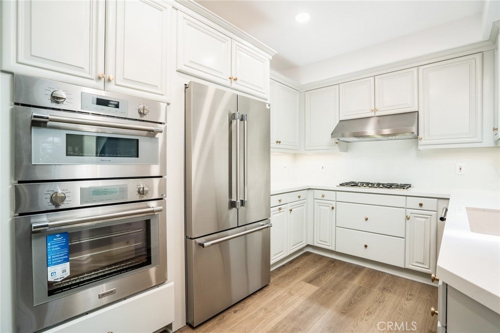 Photo of Listing #OC25093239