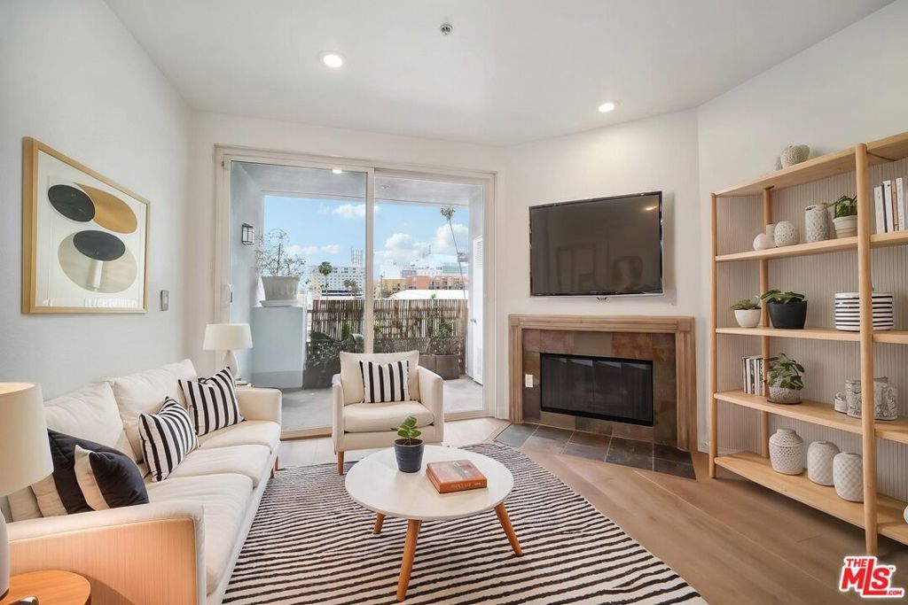 Photo of Listing #25529915