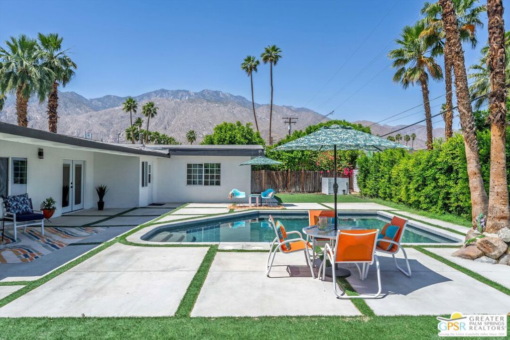 2056 Paseo Roseta, Palm Springs