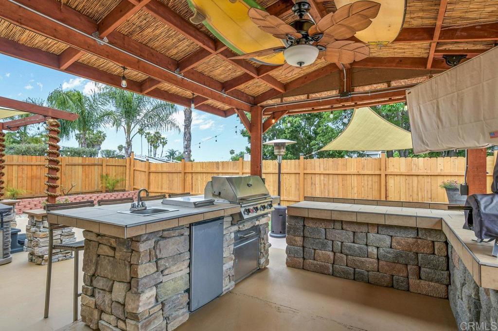 Photo of Listing #PTP2503022