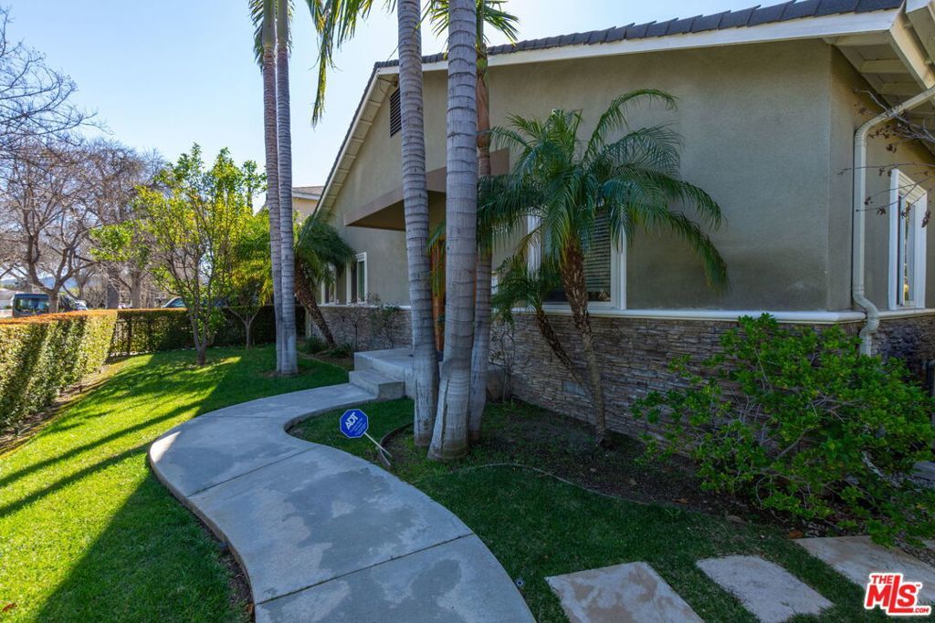 Photo of Listing #25531405