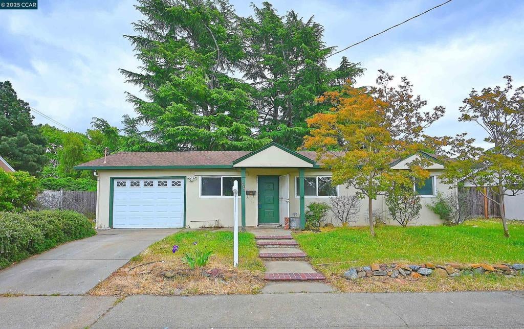 Photo of Listing #41095223