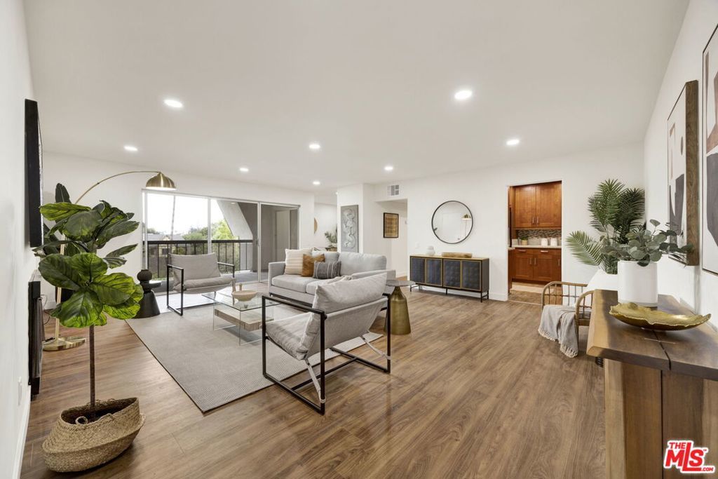 Photo of Listing #25531049