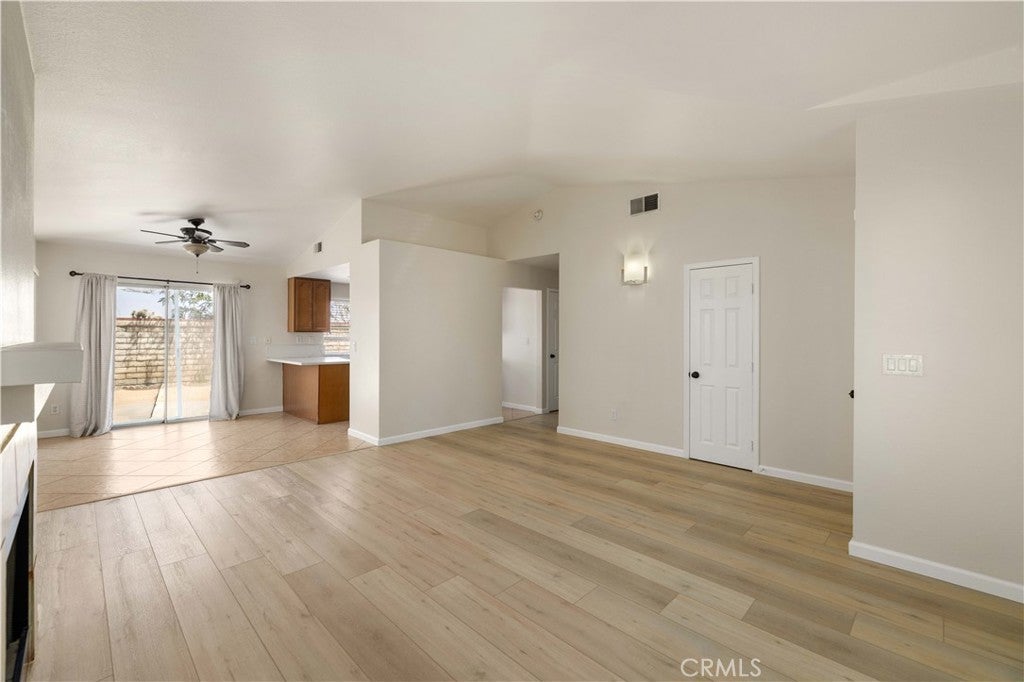 Photo of Listing #CV25093720