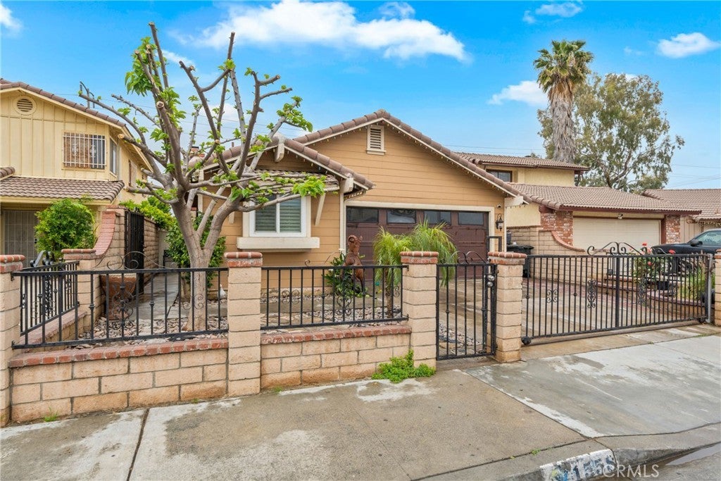 Photo of Listing #MB25076782