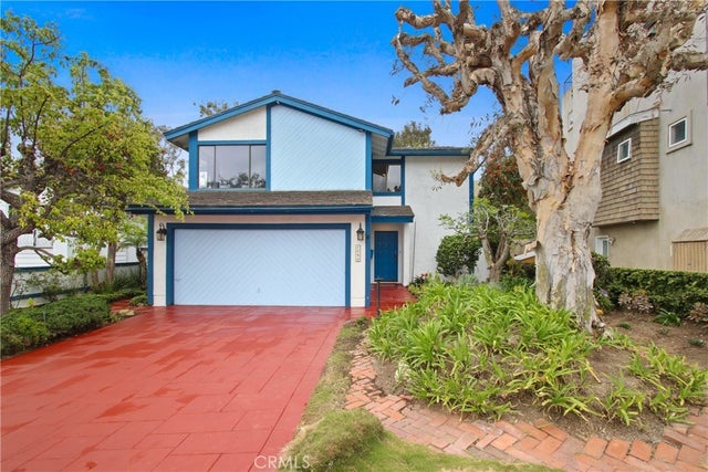 1240 17th Street, Hermosa Beach.