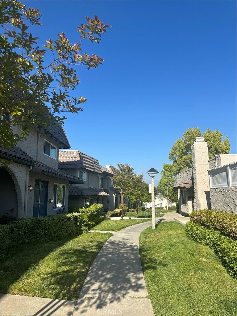 Photo of Listing #SR25093759