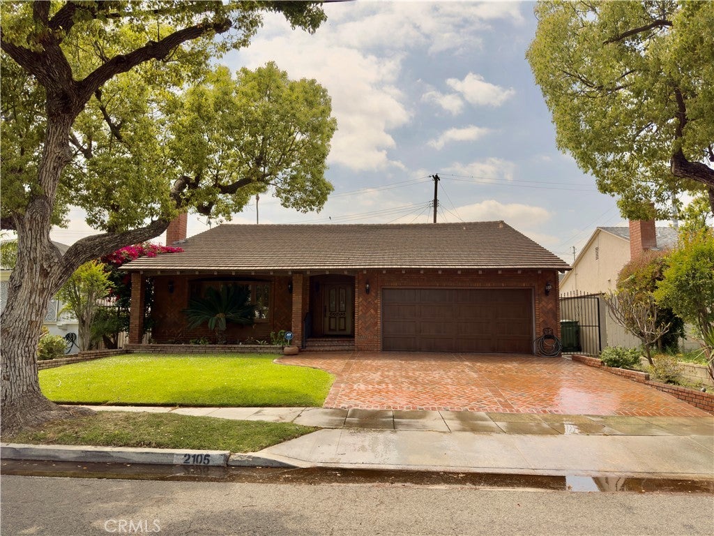 Photo of Listing #DW25093795