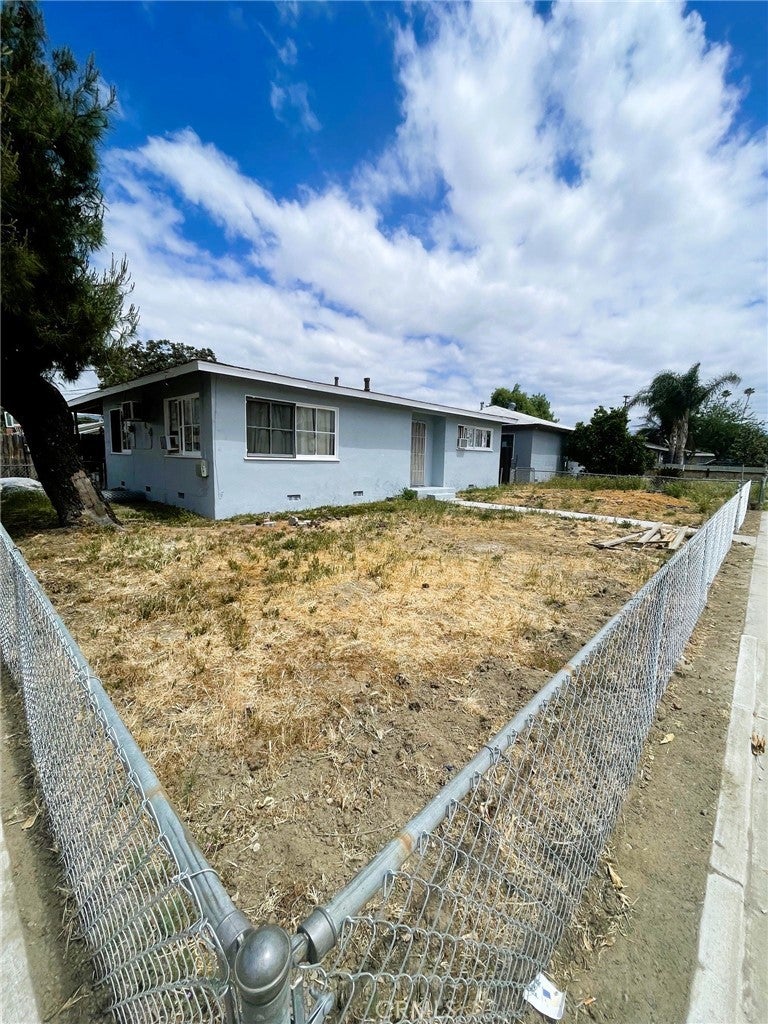 Photo of Listing #SW25092171