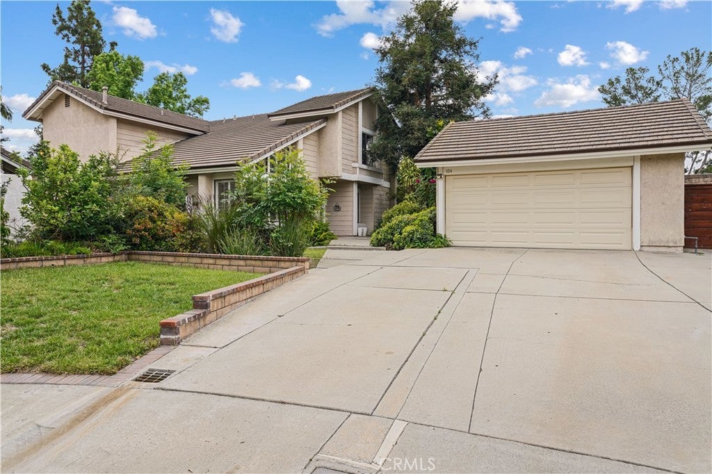 Photo of Listing #OC25091443