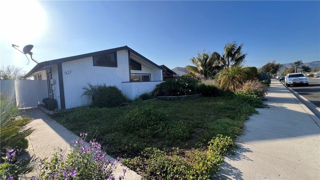 Photo of Listing #SB25090098