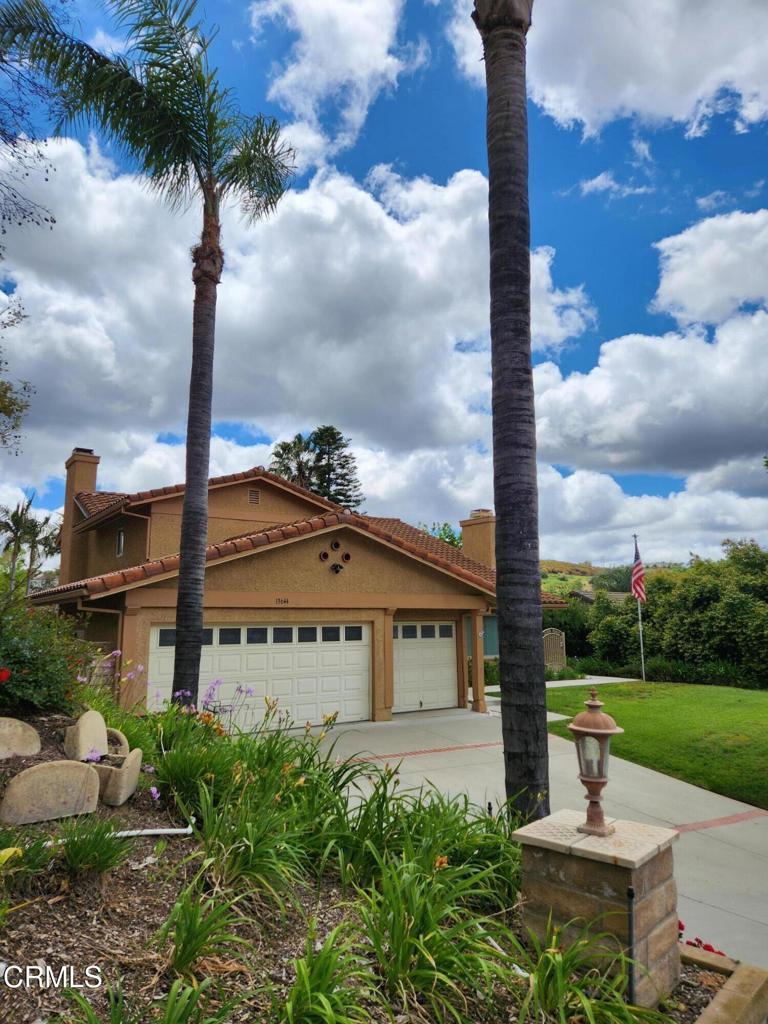 Photo of Listing #V1-29627