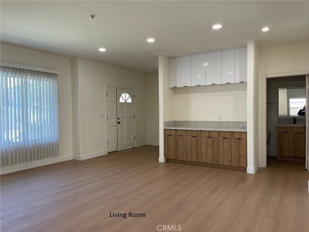 Photo of Listing #WS25093175