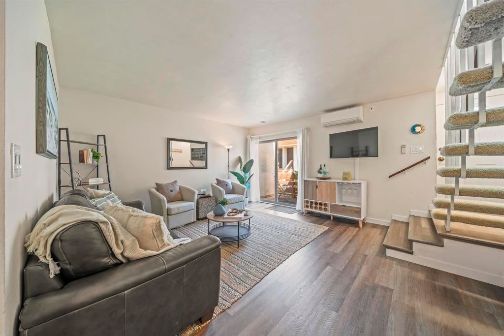 Photo of Listing #250025915SD