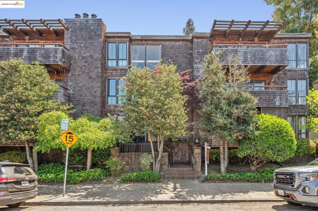 Photo of Listing #41095403