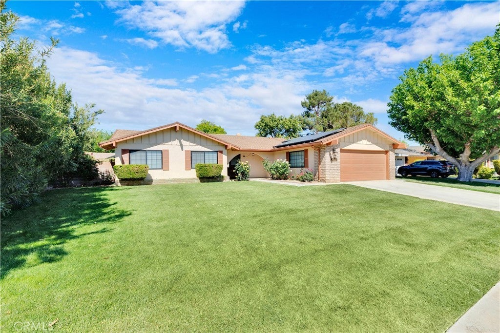 Photo of Listing #DW25093654