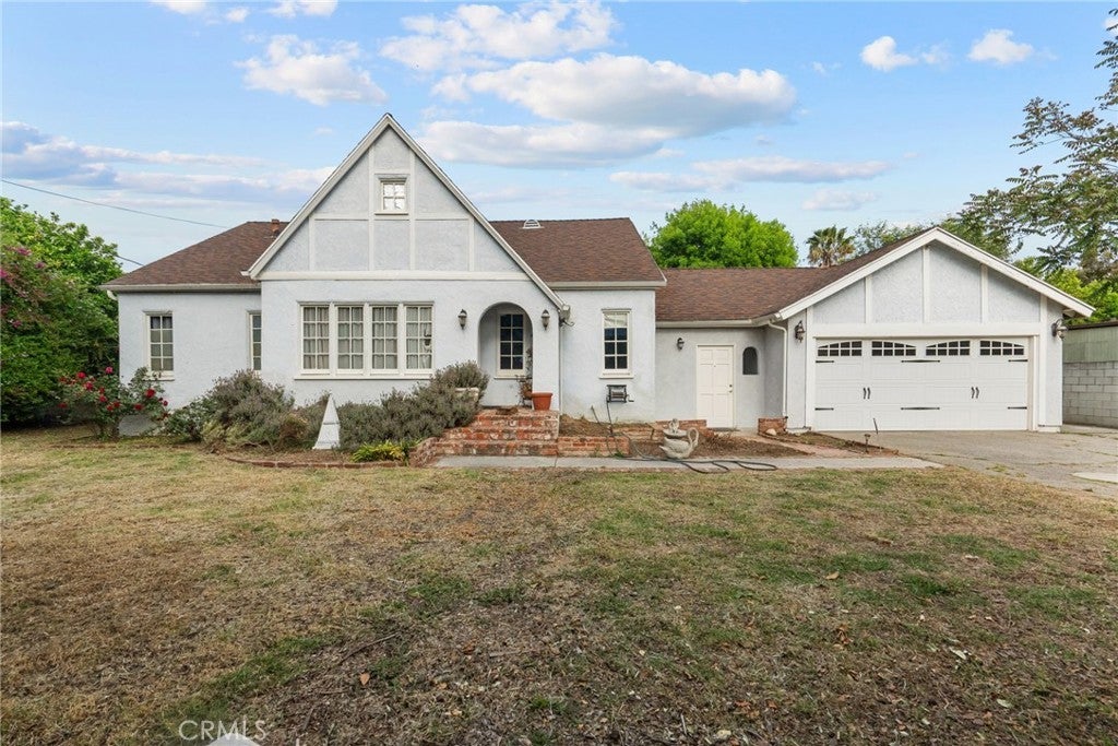 Photo of Listing #SR25090301