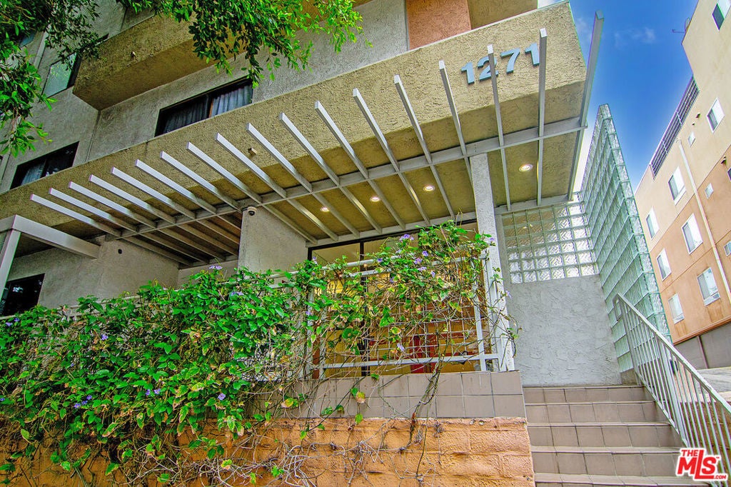 Photo of Listing #25531493