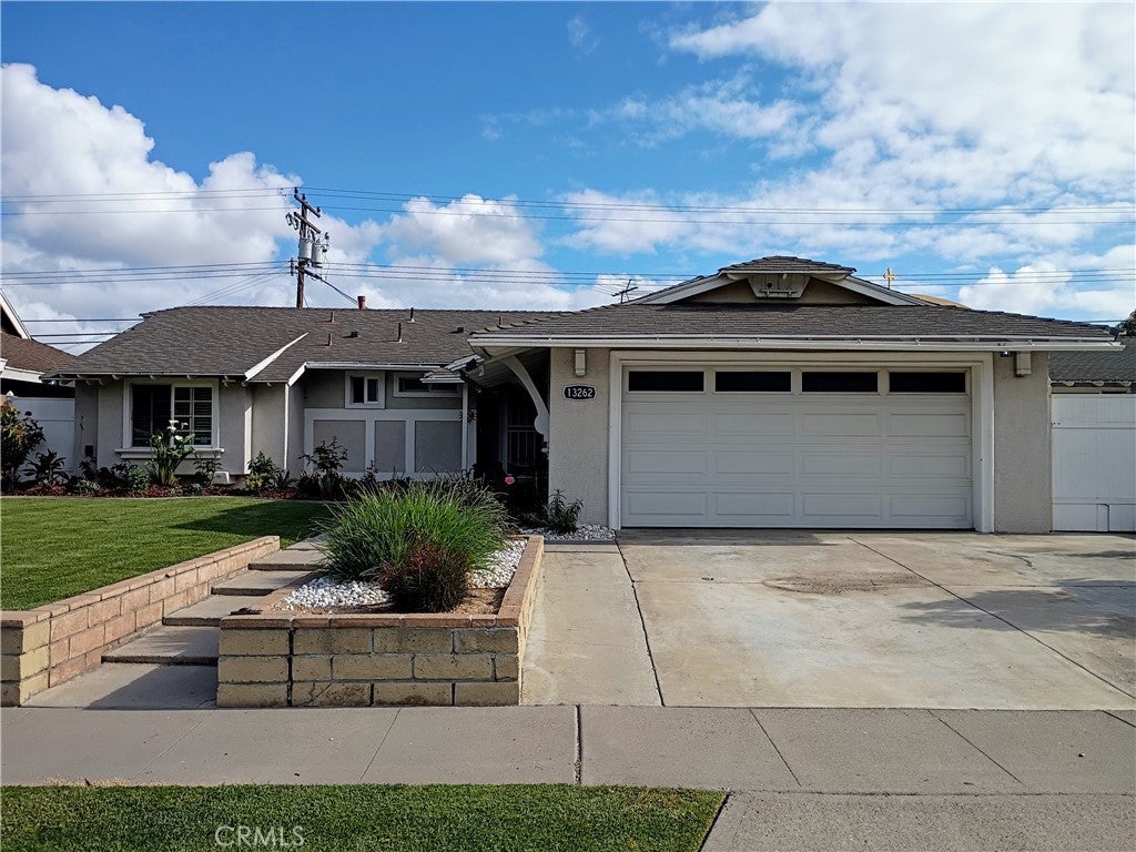 Photo of Listing #OC25094618