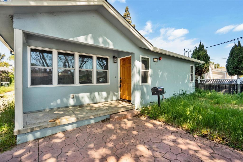 Photo of Listing #41095440