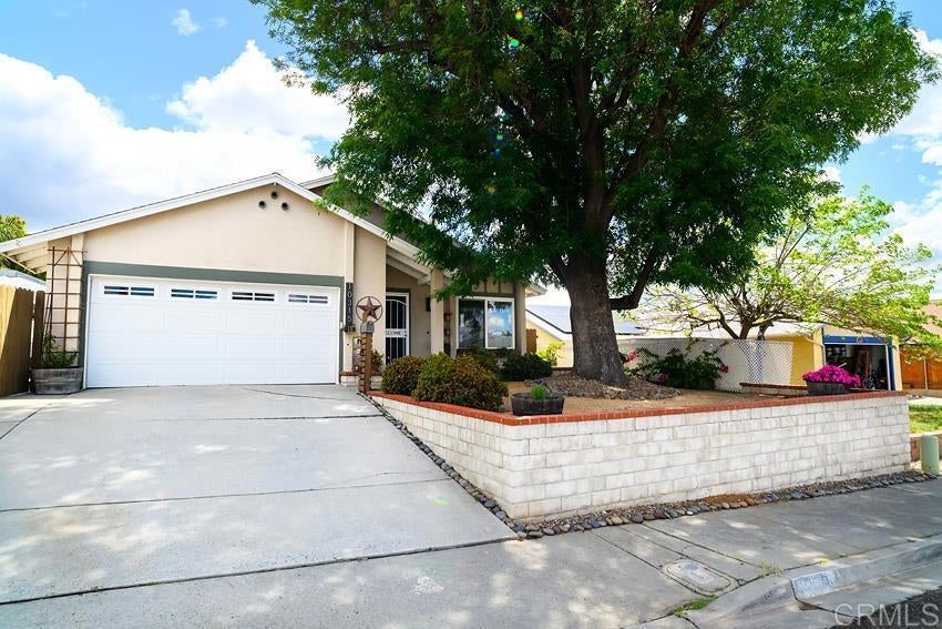 Photo of Listing #PTP2503069