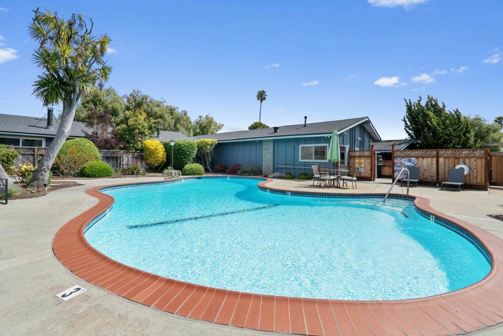 Photo of Listing #ML82004659