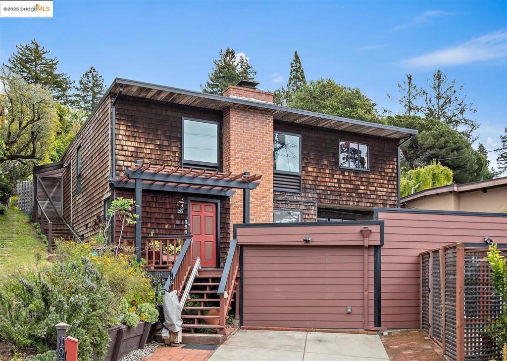 Photo of Listing #41095493