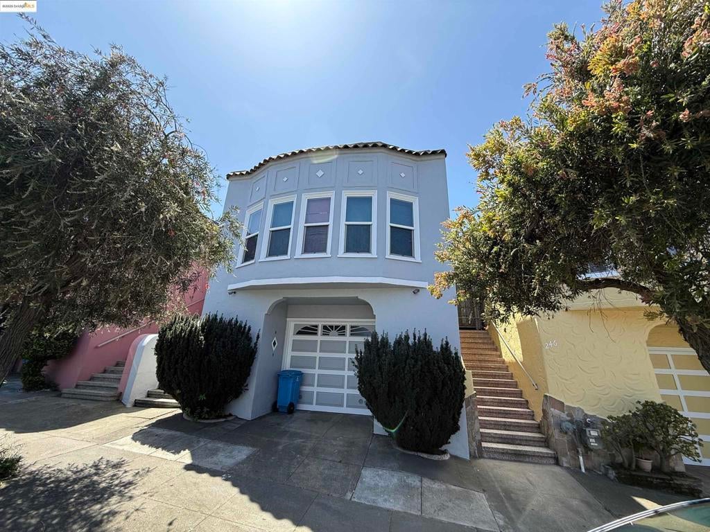 Photo of Listing #41095518