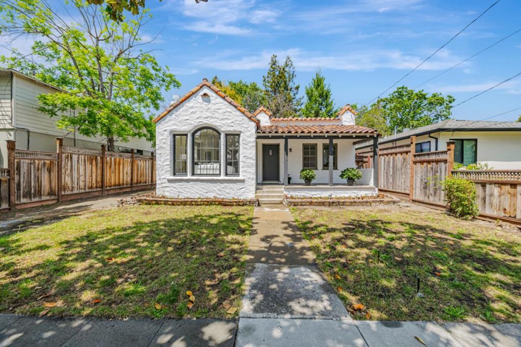 Photo of Listing #ML81995345