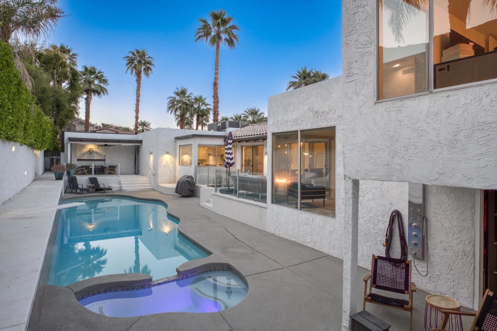 257 El Camino Way, Palm Springs