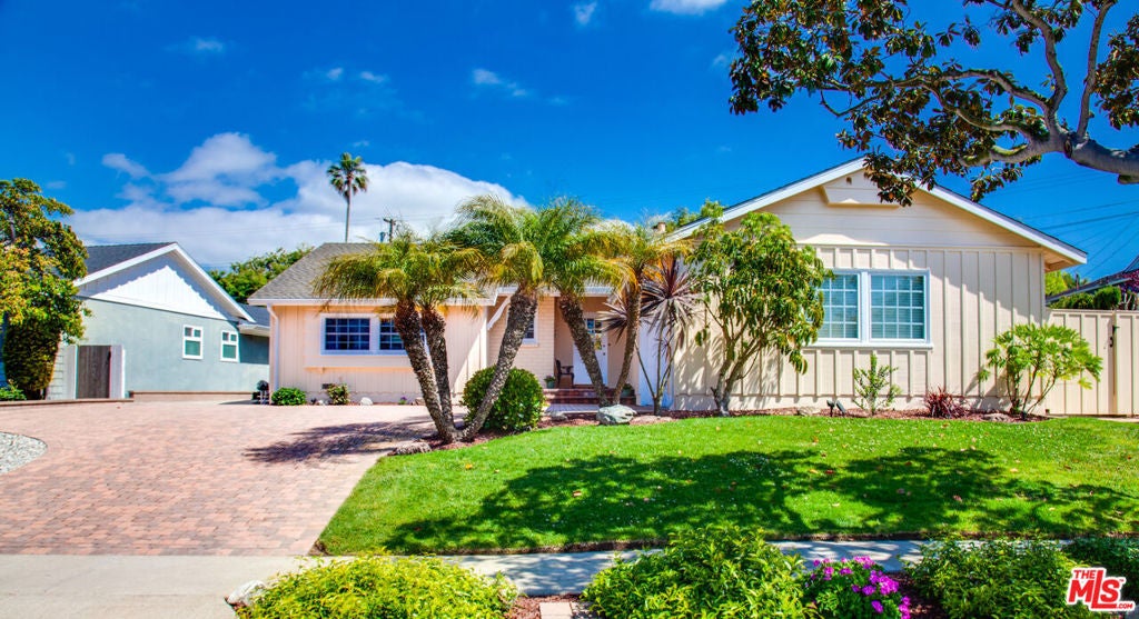 Photo of Listing #25531689