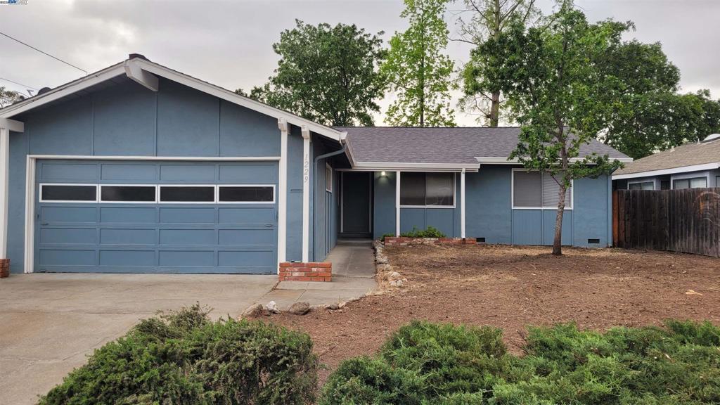 Photo of Listing #41095479