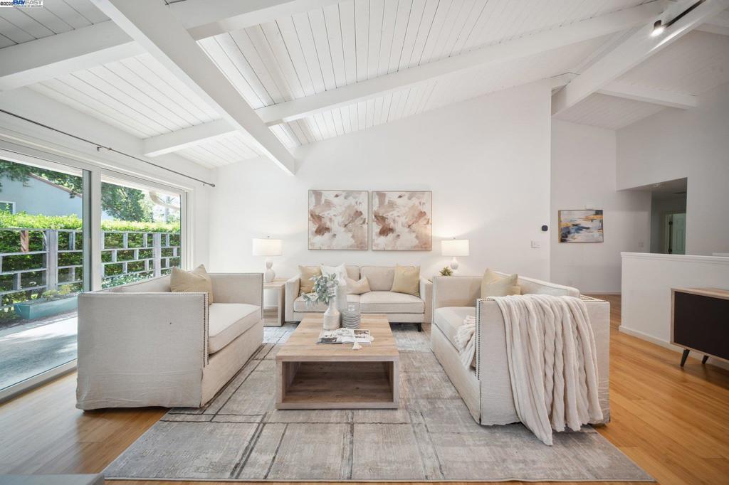 Photo of Listing #41095607