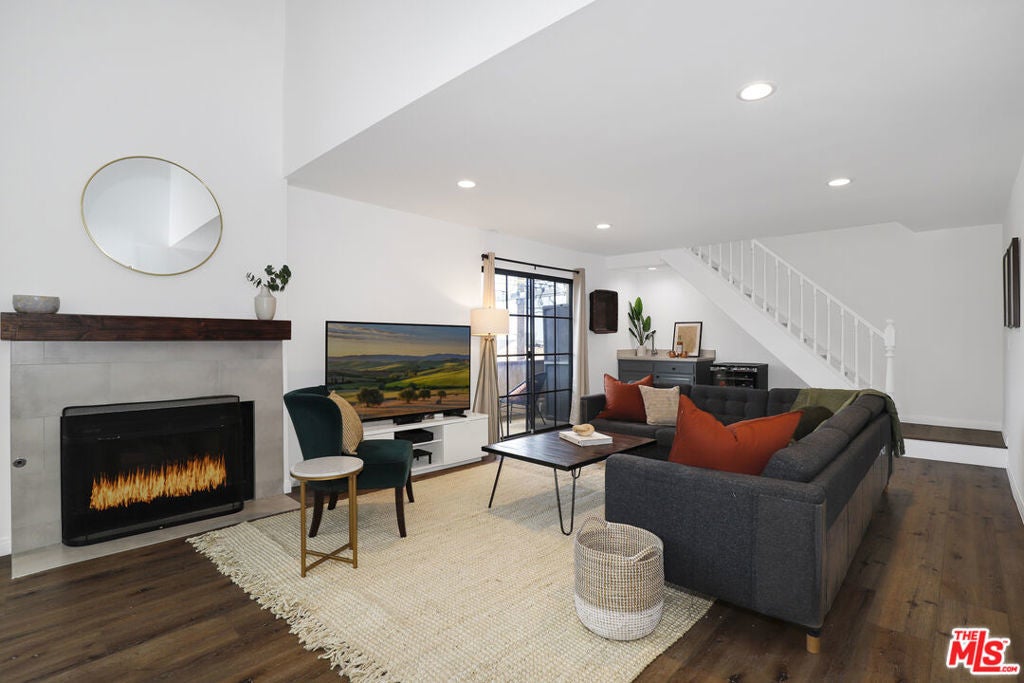 Photo of Listing #25532659