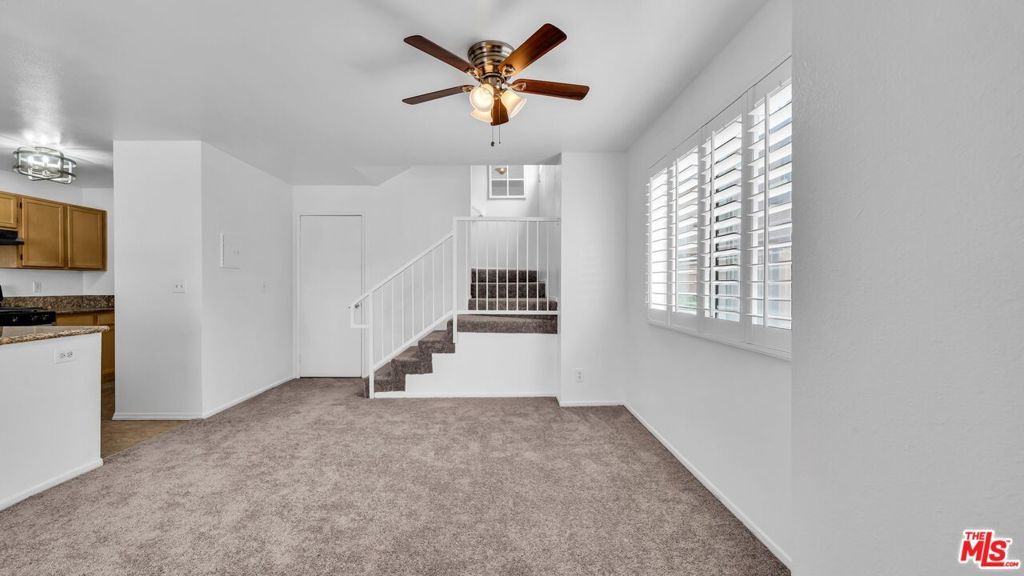 Photo of Listing #25528349