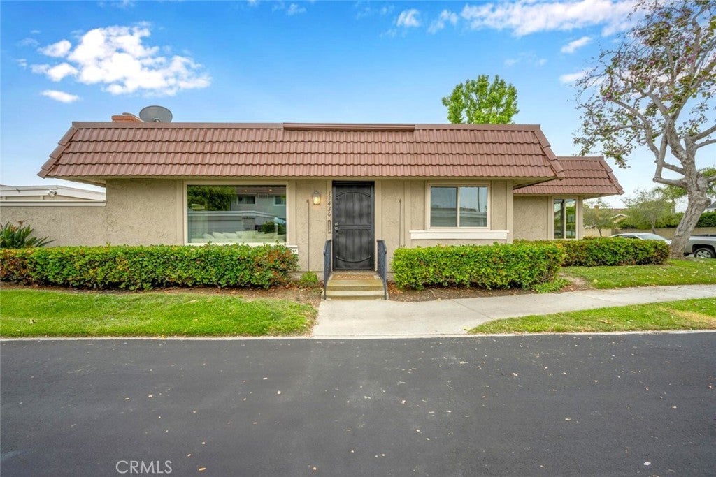 Photo of Listing #PW25092027