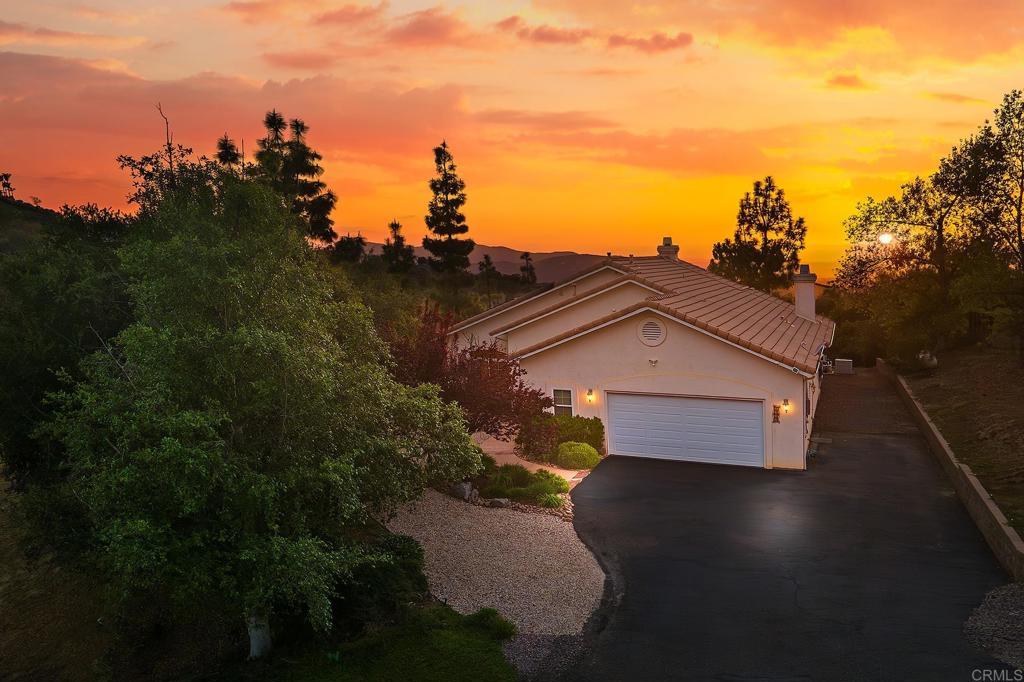 Photo of Listing #PTP2503098