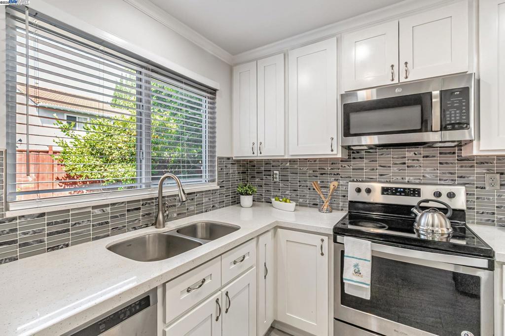 Photo of Listing #41095653